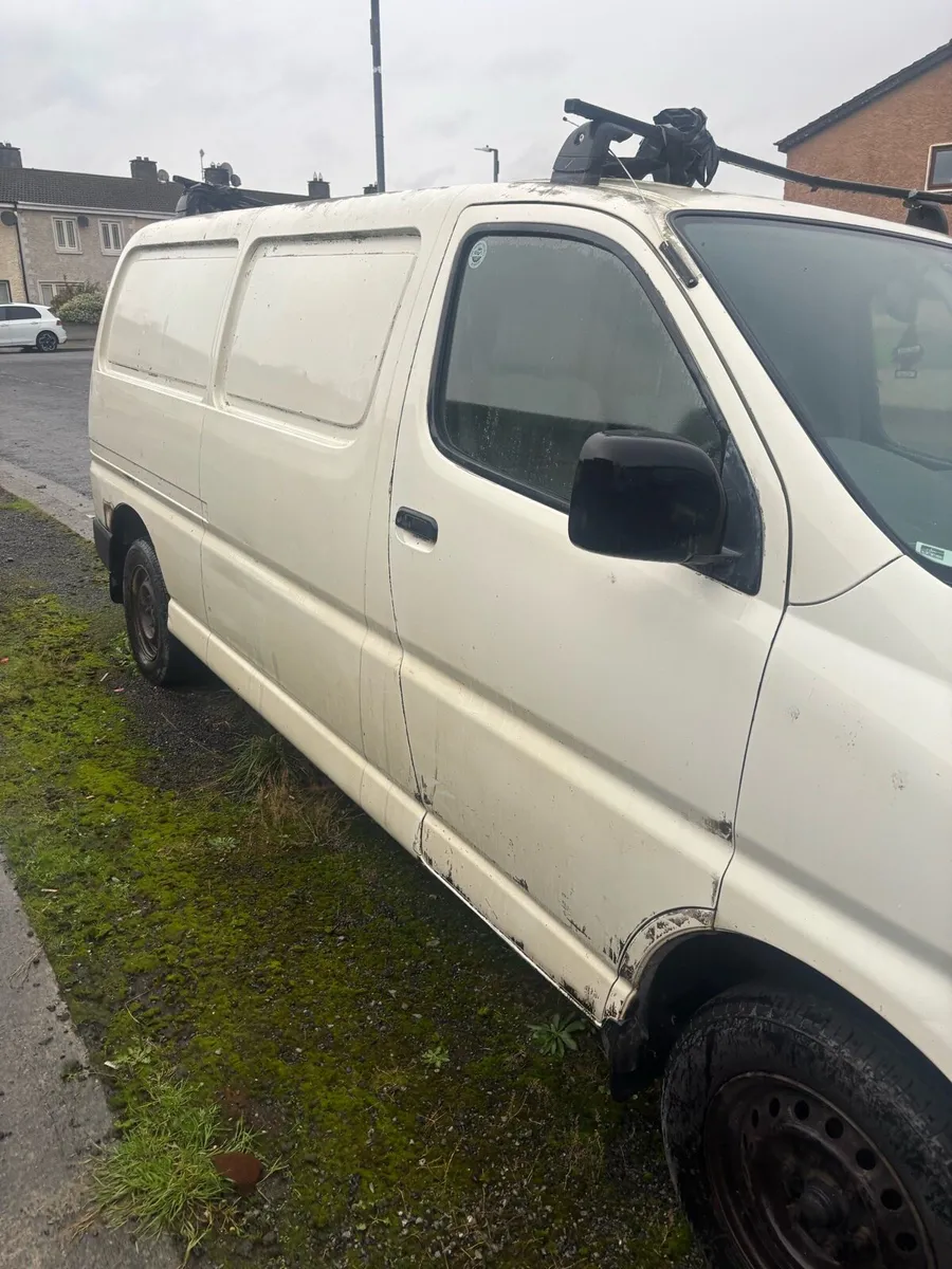 Toyota hiace - Image 3