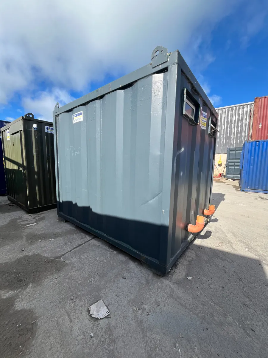 10ft x 8ft Toilet Block - CC2293 - Image 1