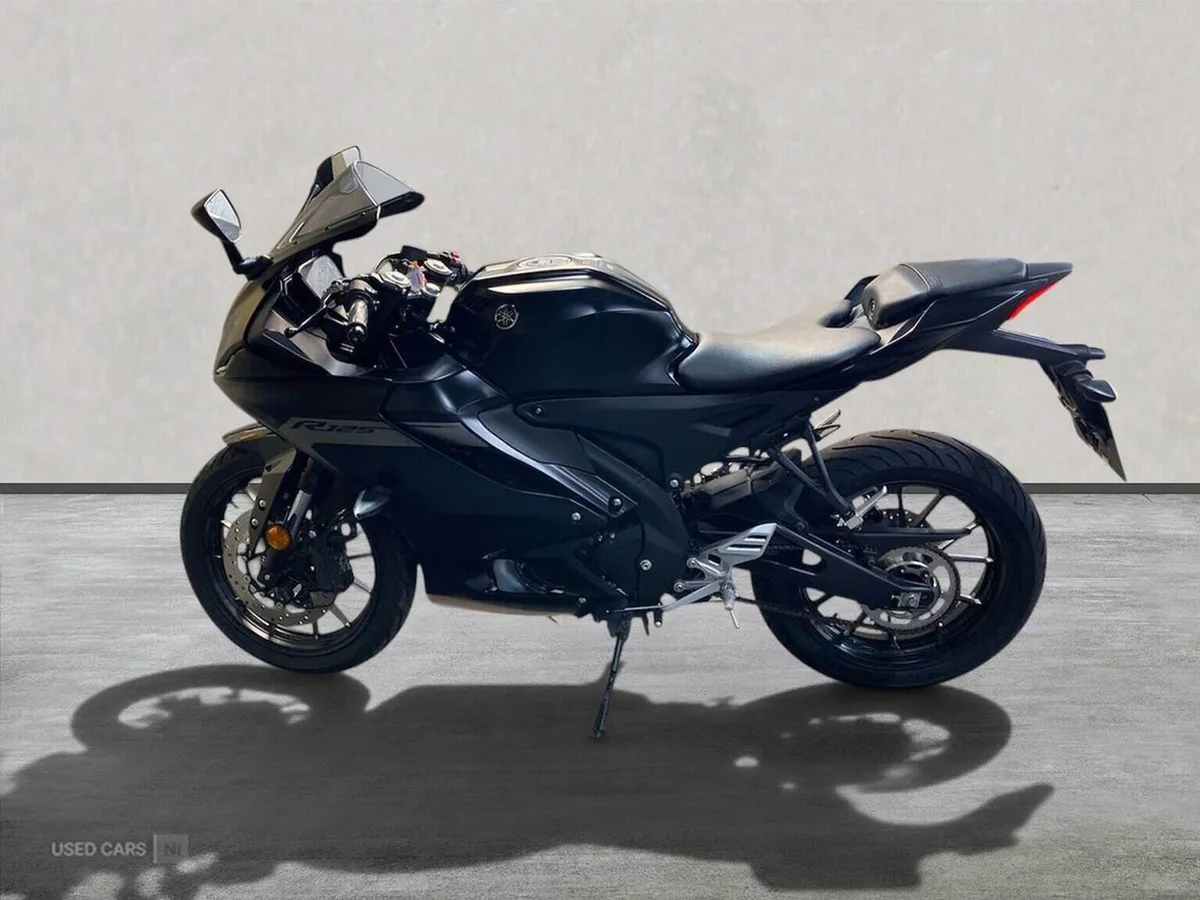 YAMAHA YZF (25My) - Image 2