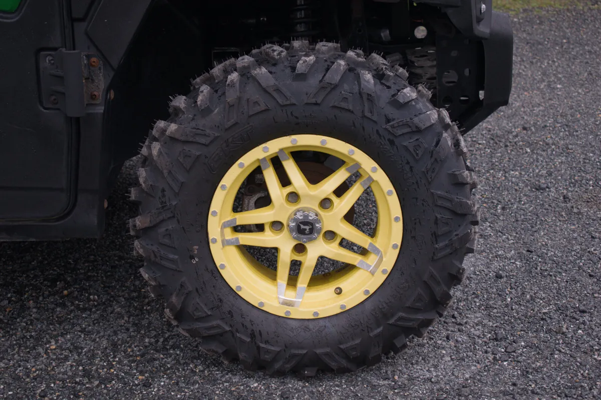 2021 John Deere 865M Gator - Image 3