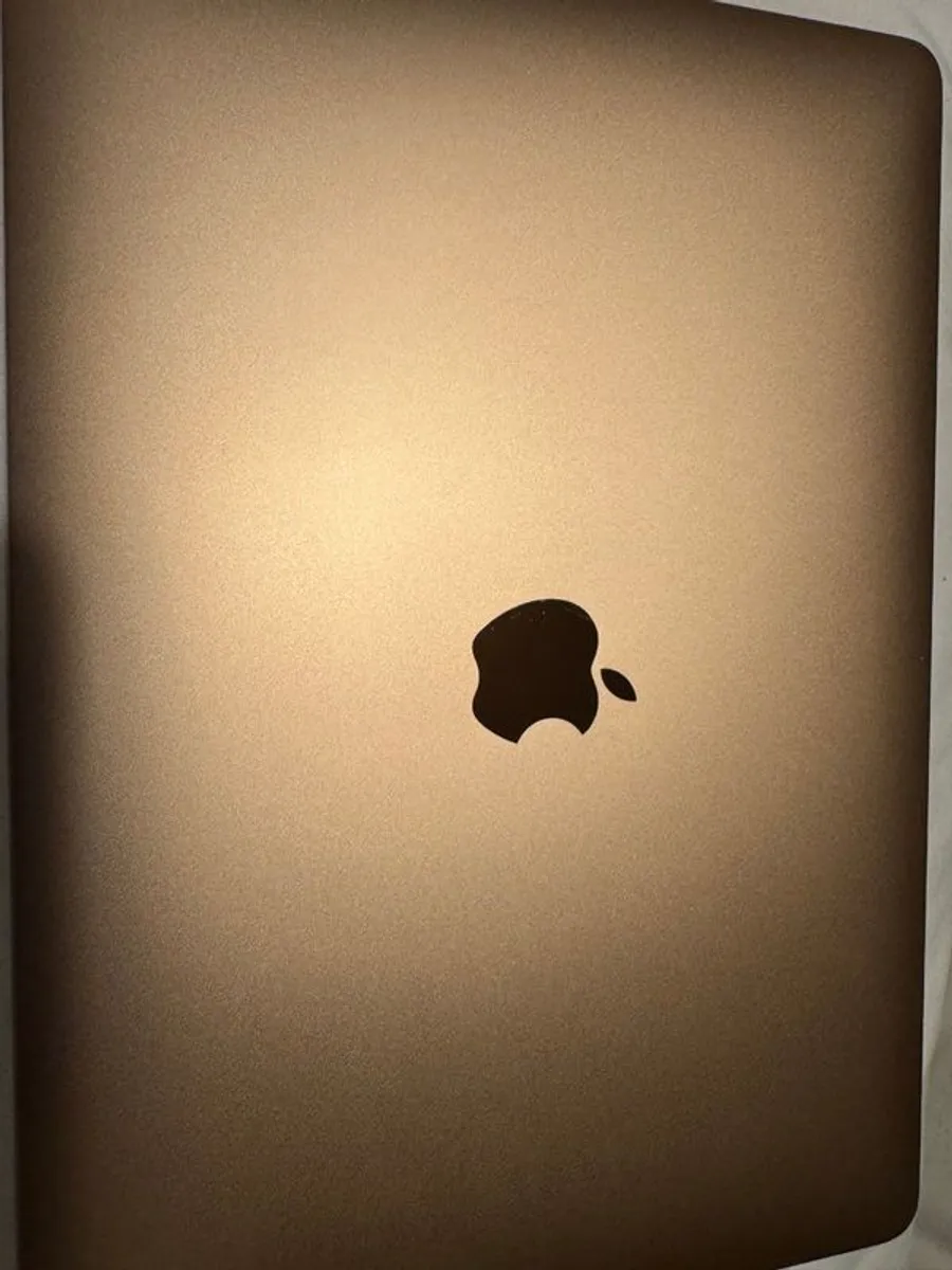 Apple Macbook Air 13" - Image 2