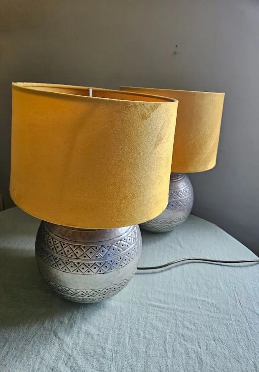 2 Vintage Metal Table Lamps With Mustard Shades - Image 2