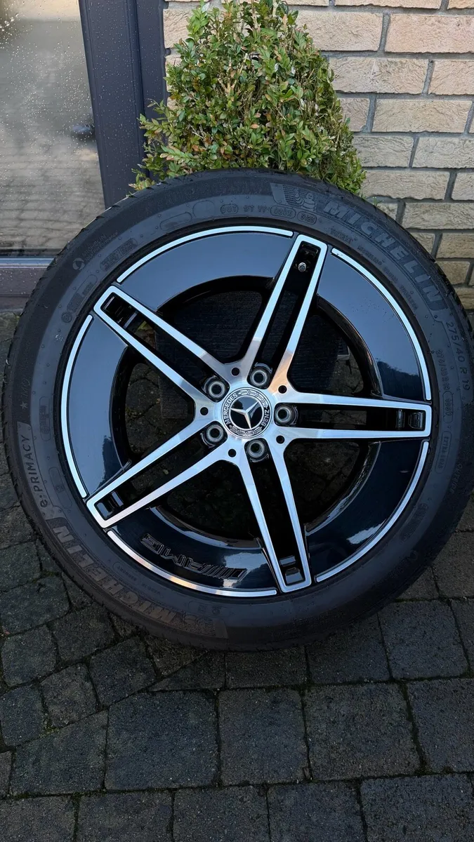 Mercedes 19" alloy wheels tires - Image 4