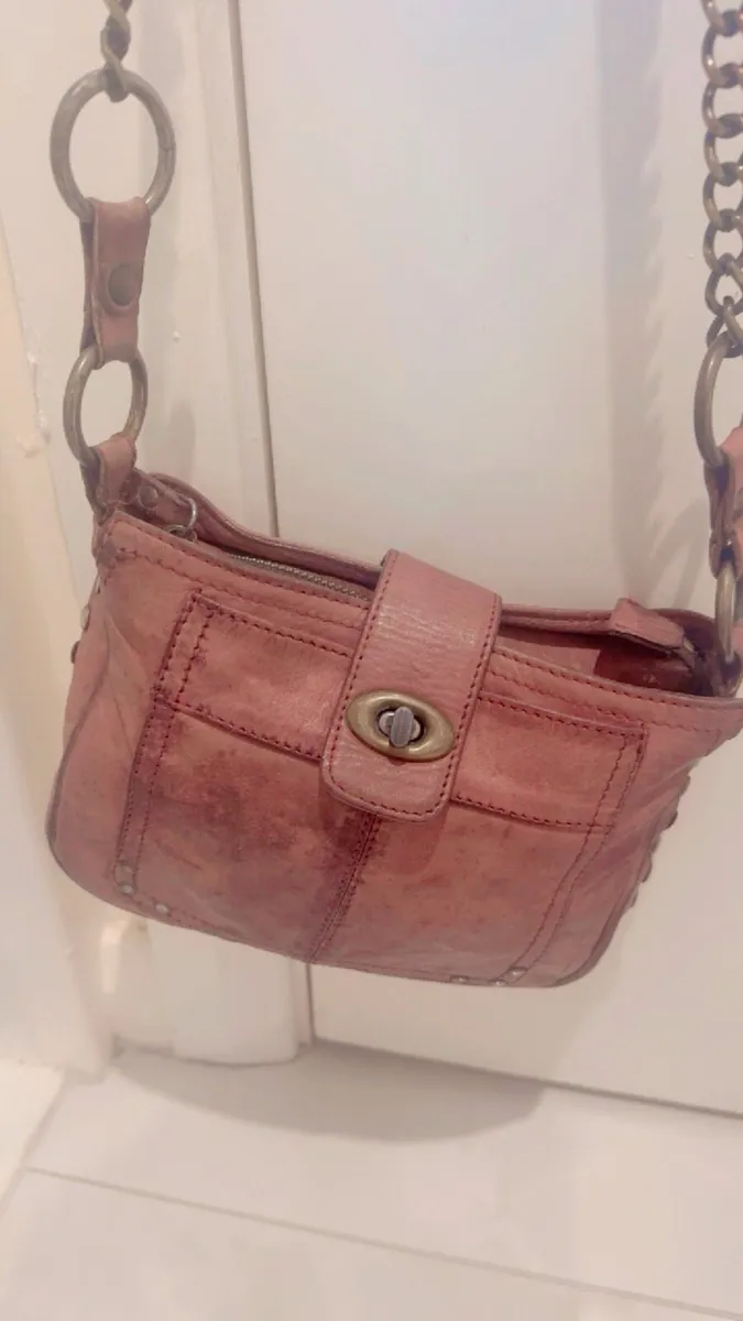 Women's pink Bags Best Handbag - Image 1