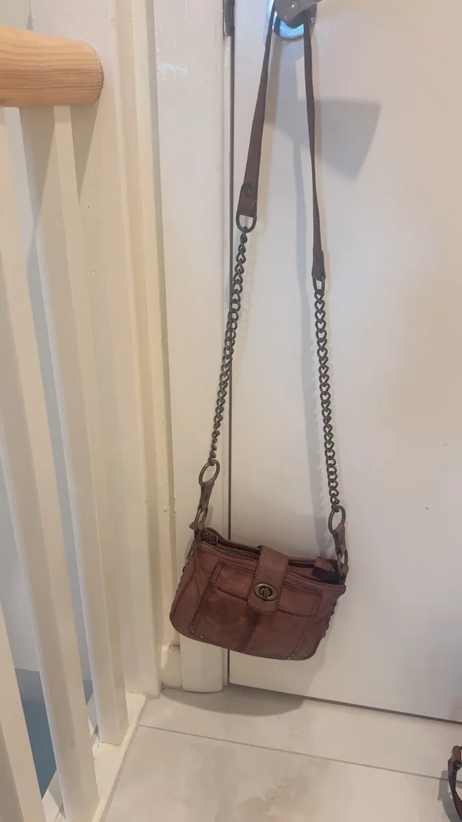 Women's pink Bags Best Handbag - Image 2