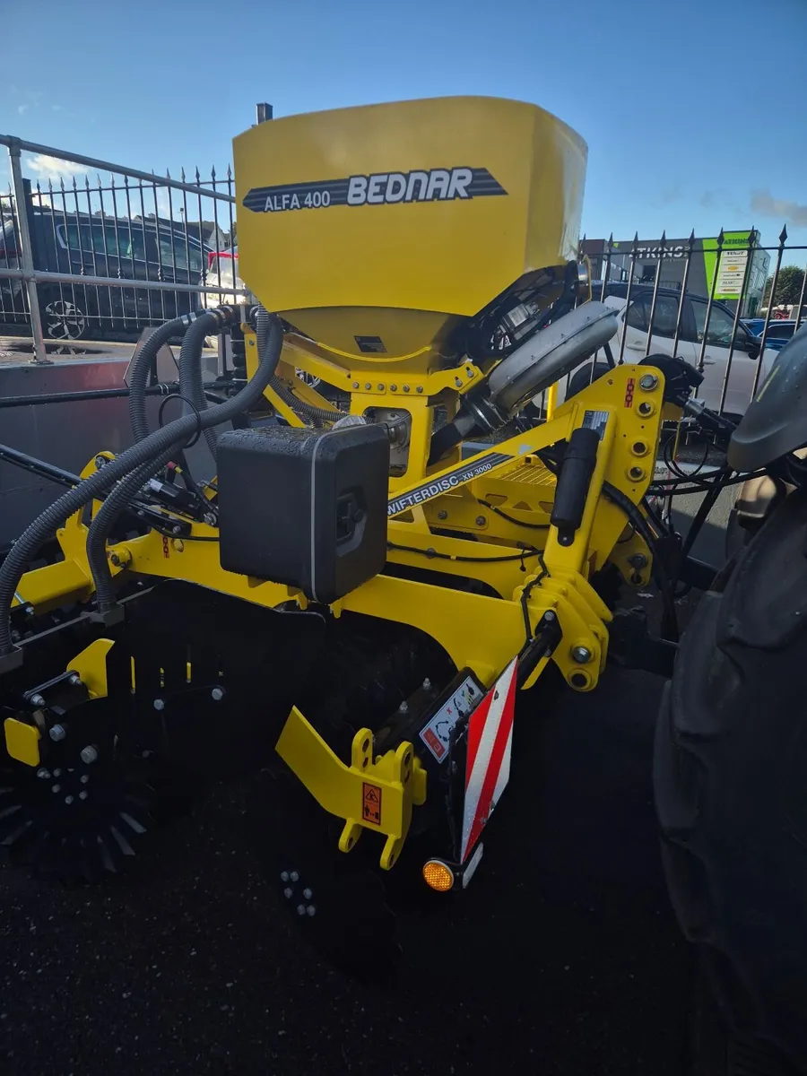BEDNAR 3m Compact Disc. - Image 1