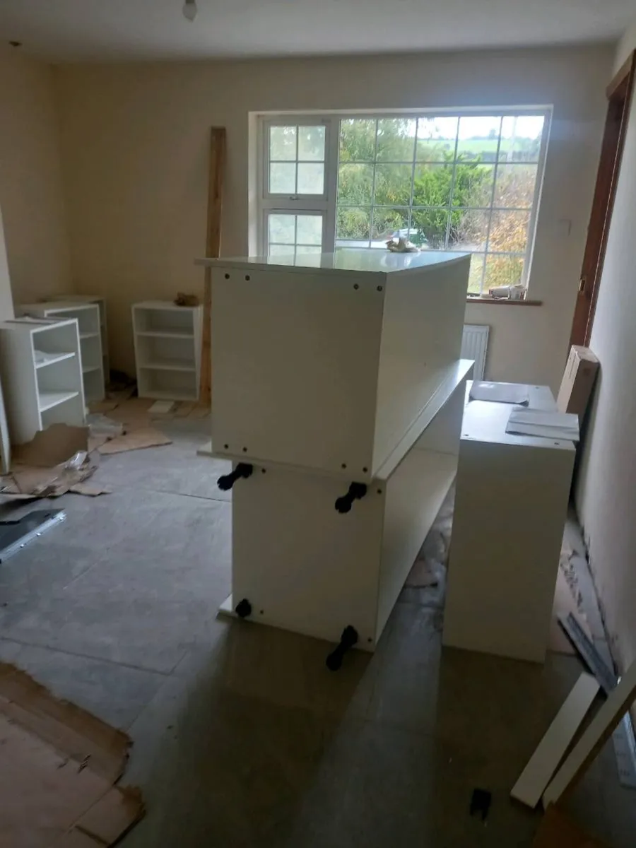 Carpenter/Kitchen fitter needed/job offered - Image 2