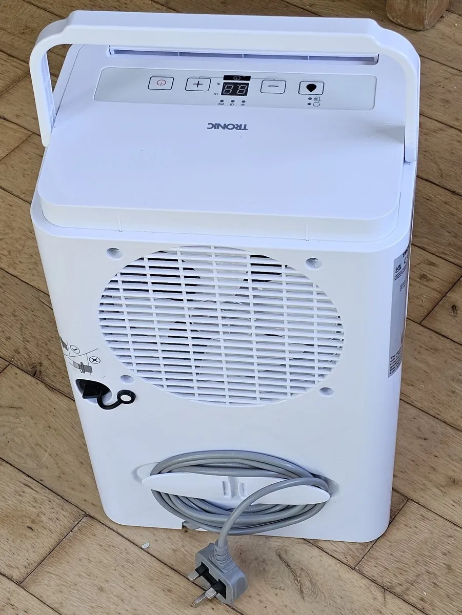 Dehumidifier 10 Litres per 24 hours 245W Lidl - Image 2