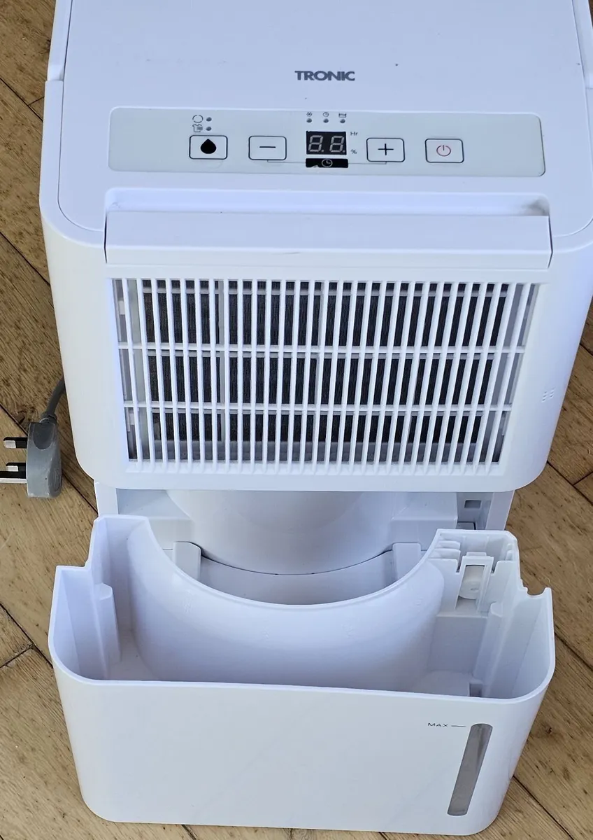 Dehumidifier 10 Litres per 24 hours 245W Lidl - Image 4