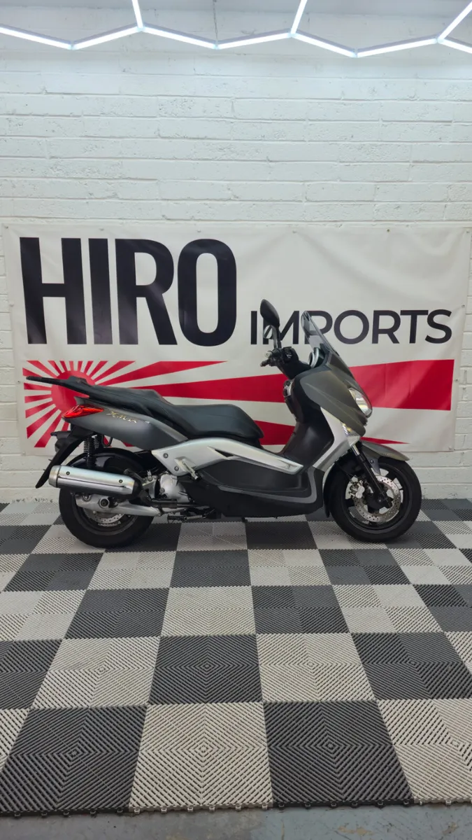 2014 Yamaha X max - Image 1