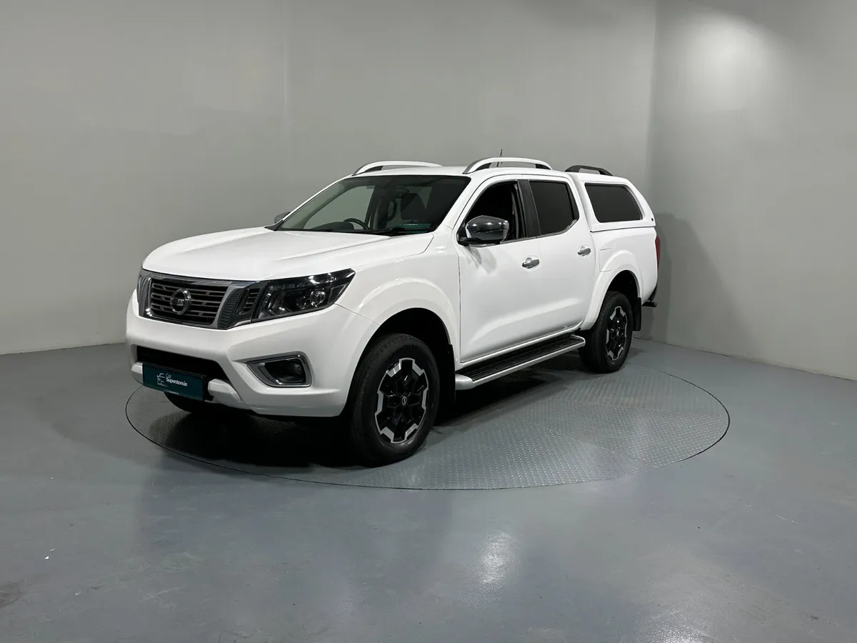 Nissan Navara Tekna 2.3 DCi Automatic 201 - Image 3