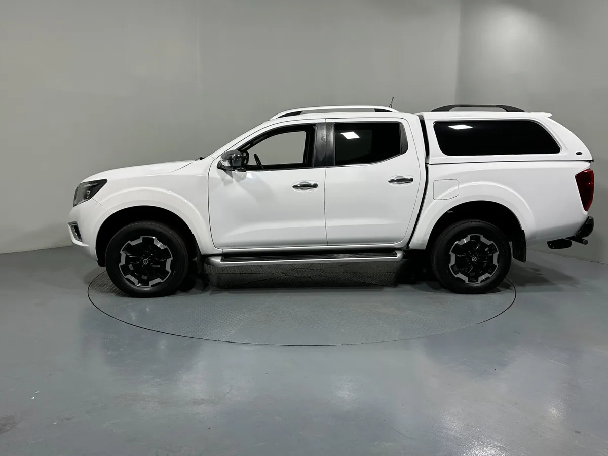 Nissan Navara Tekna 2.3 DCi Automatic 201 - Image 4
