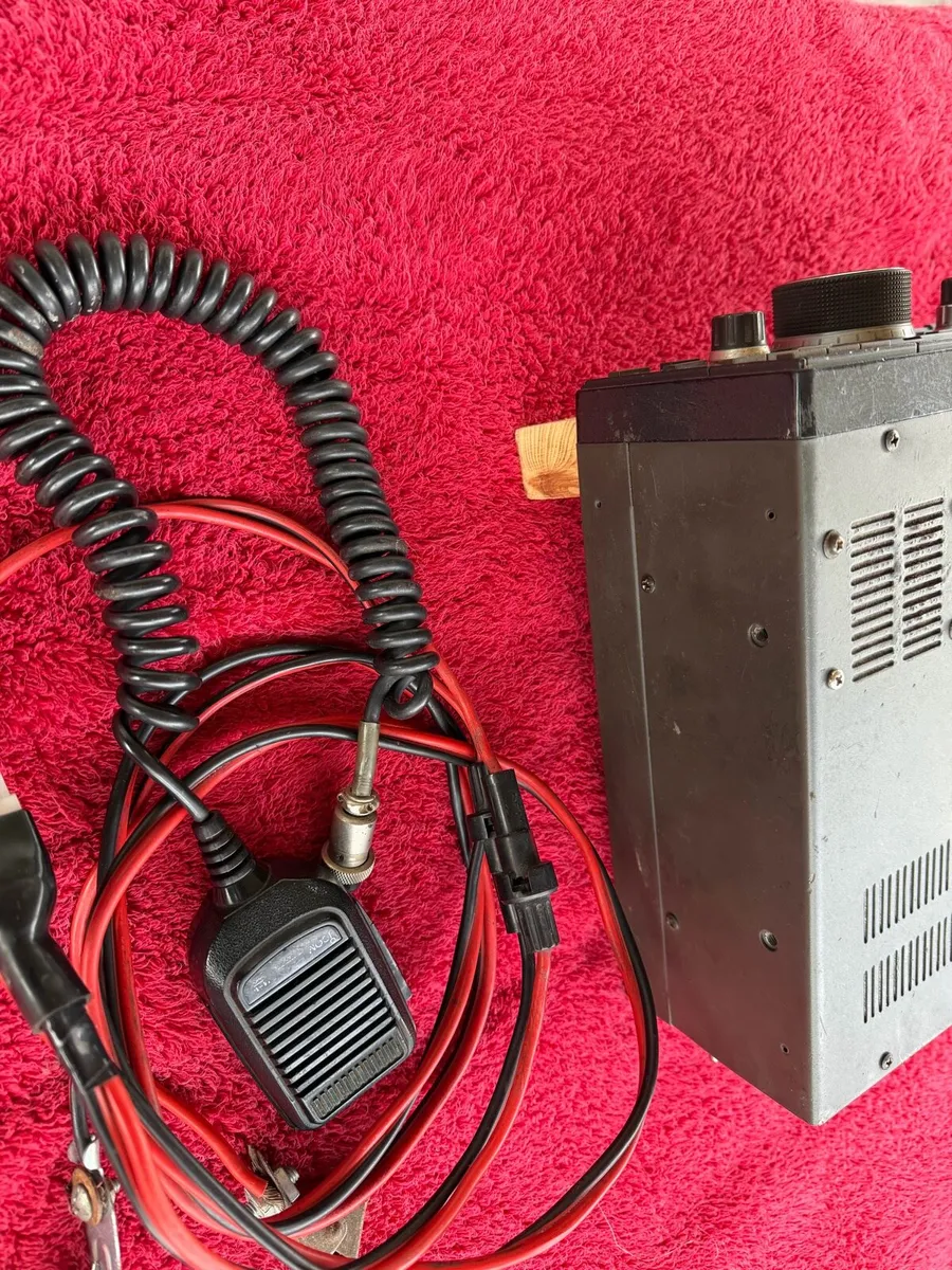 Ham/cb radio icom ic 725 hf radio clean condition - Image 4