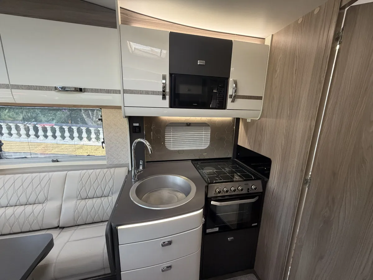 2024 Swift Escape HI Style Xtra 684 - Image 4