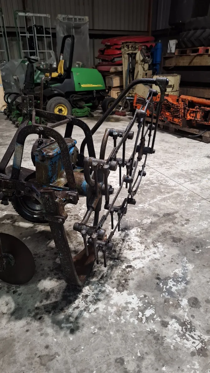 Fordson 3 Point linkage Potato Digger - Image 2