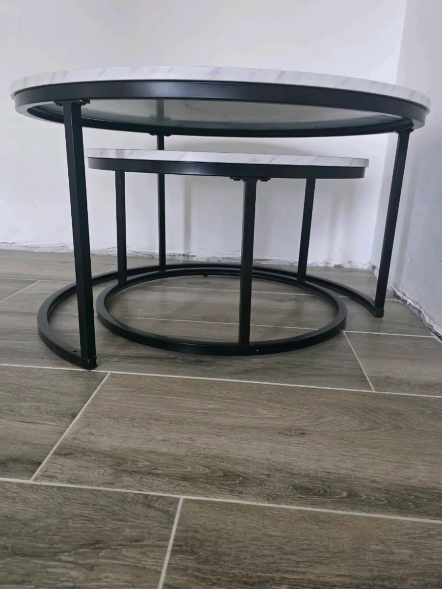 Marble effect table - Image 4