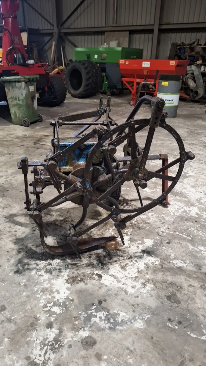 Fordson 3 Point linkage Potato Digger - Image 3