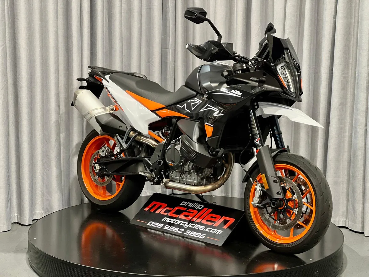 Ex-Demo 2024 KTM 890 SMT - Image 1