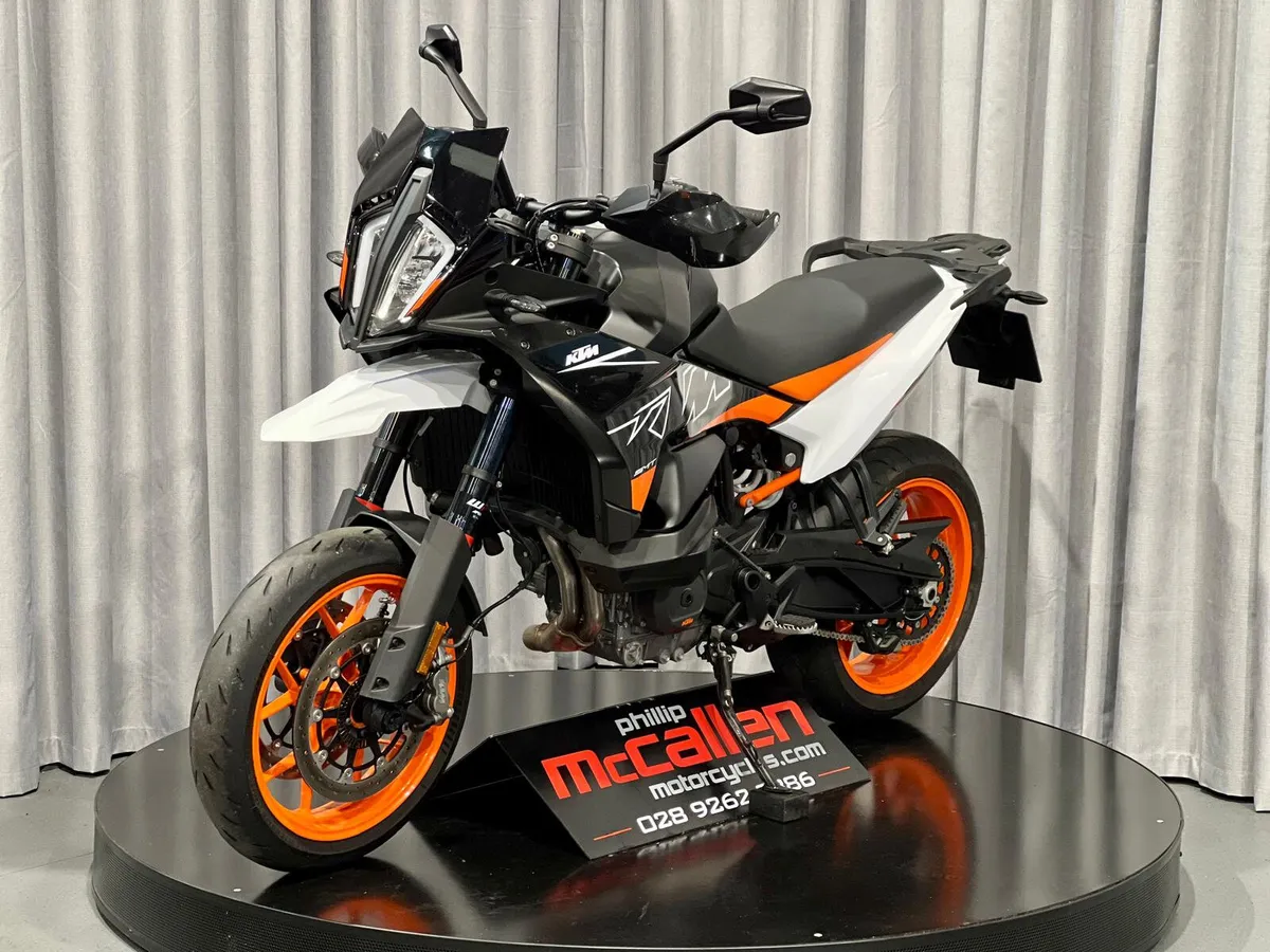 Ex-Demo 2024 KTM 890 SMT - Image 3