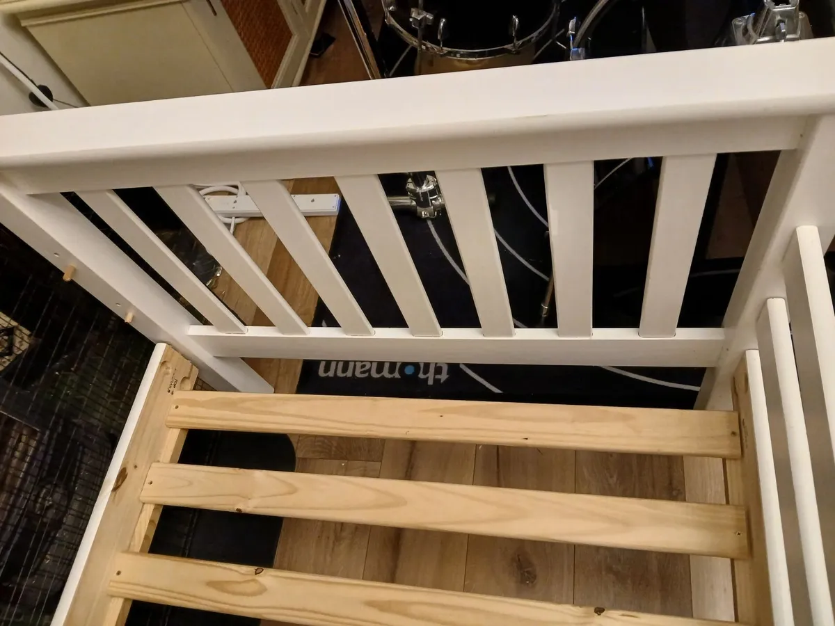 Single bed - Image 4