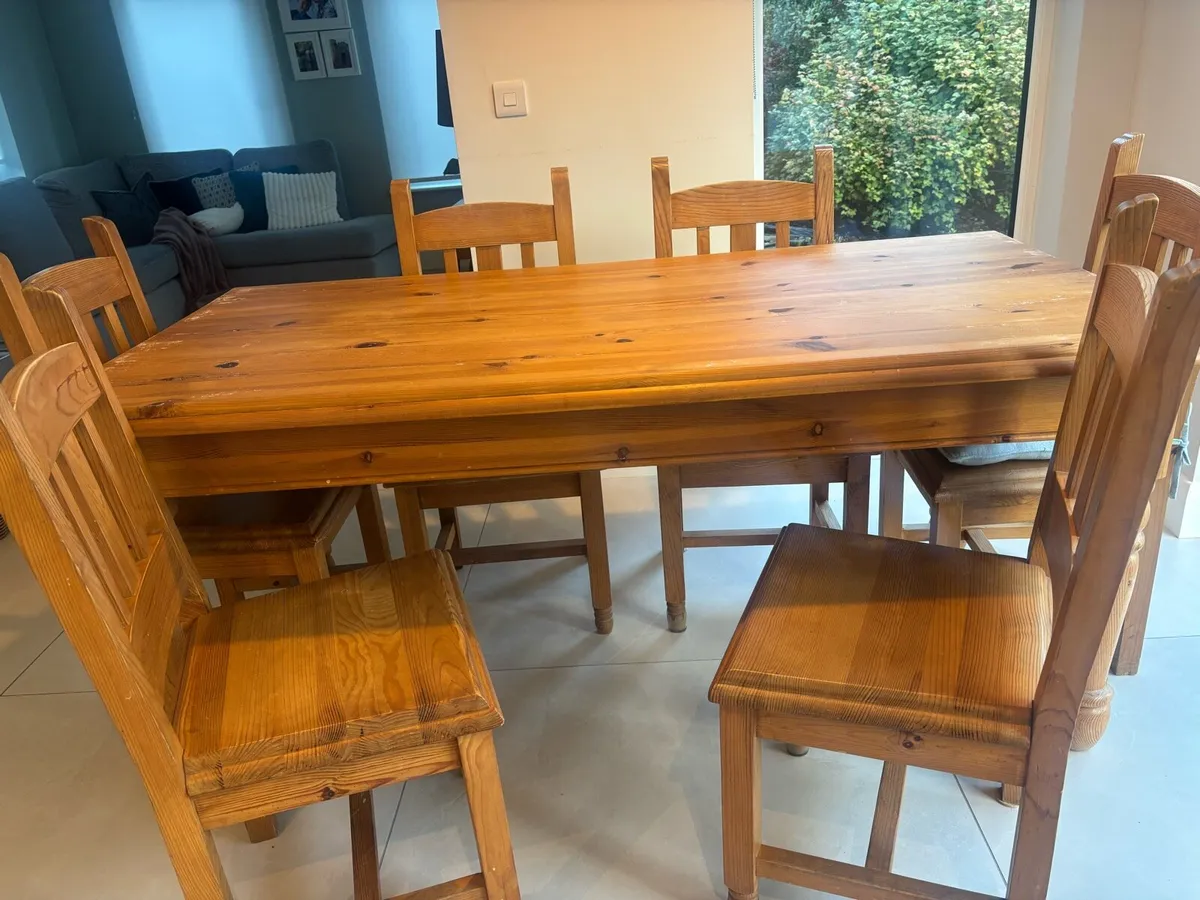 Farmhouse solid oak kitchen table and six chairs - Image 3