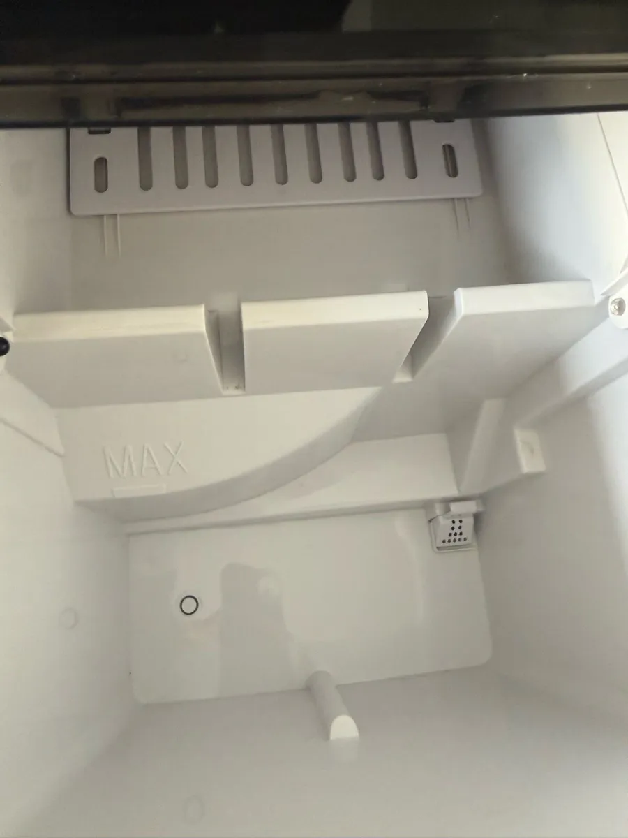 Ice cube maker - Image 4
