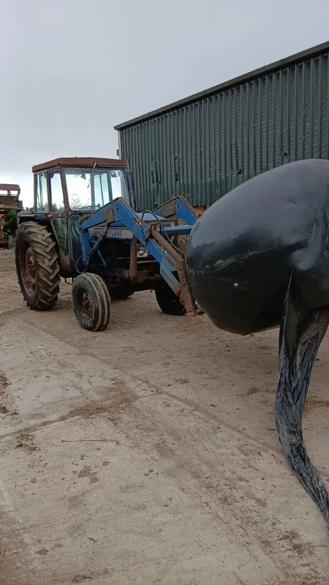 Leyland 272 with loader for sale - Image 1