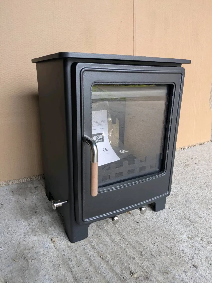 5kw stove multifuel NEW - Image 1