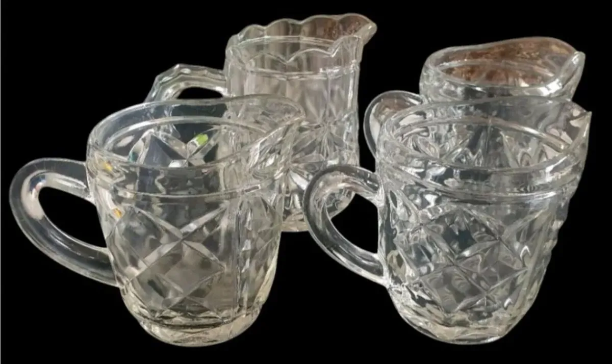4 Pristine Vintage Pressed Glass Creamer Jugs - Image 4