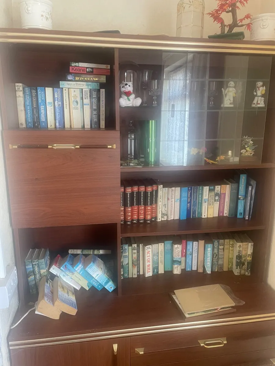 Book case - Image 1