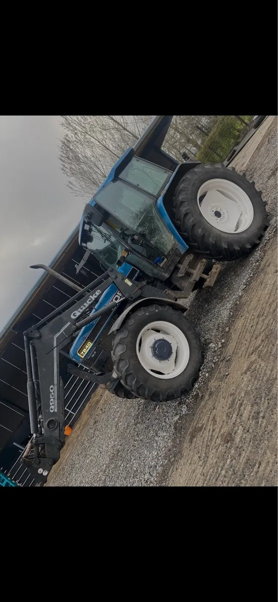 New Holland 7840 - Image 2