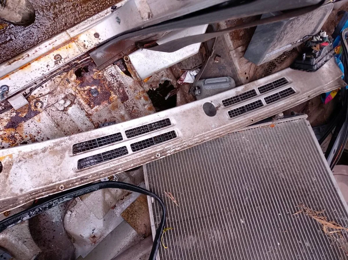 Mitsubishi shogun pajero parts - Image 3