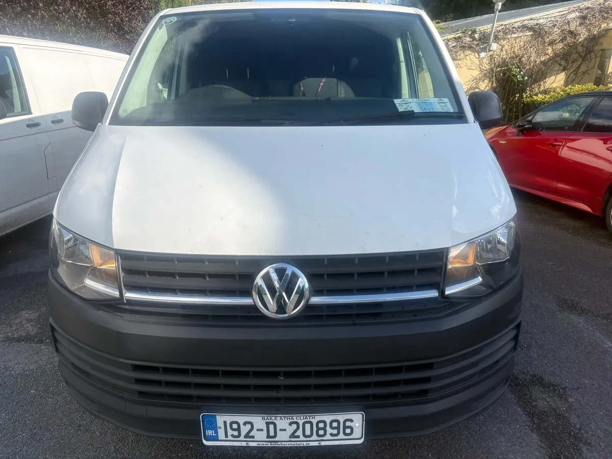 VW Transporter LWB - Image 1