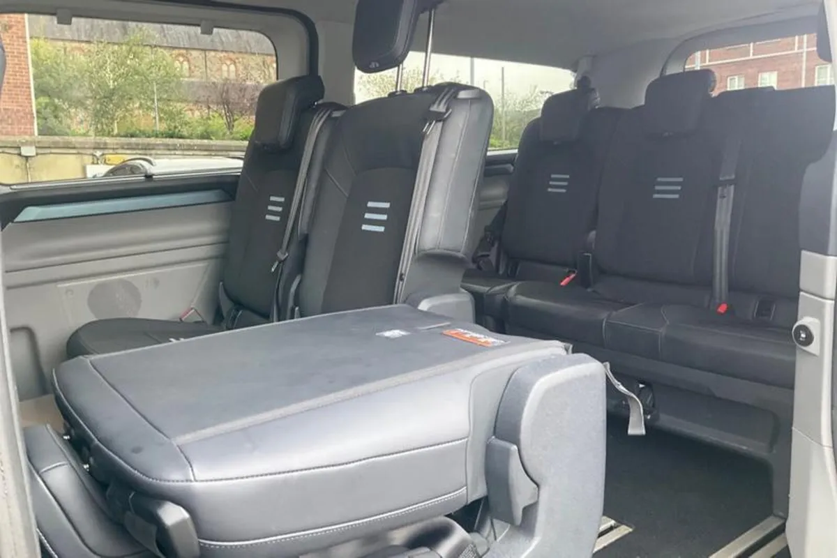 Ford Tourneo Custom 320 L2  FWD 2.0 EcoBlue 170ps - Image 4