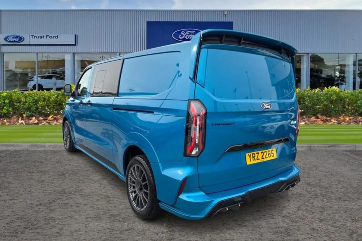 Ford Transit Custom 320 L2  FWD 2.0 EcoBlue 170ps - Image 2