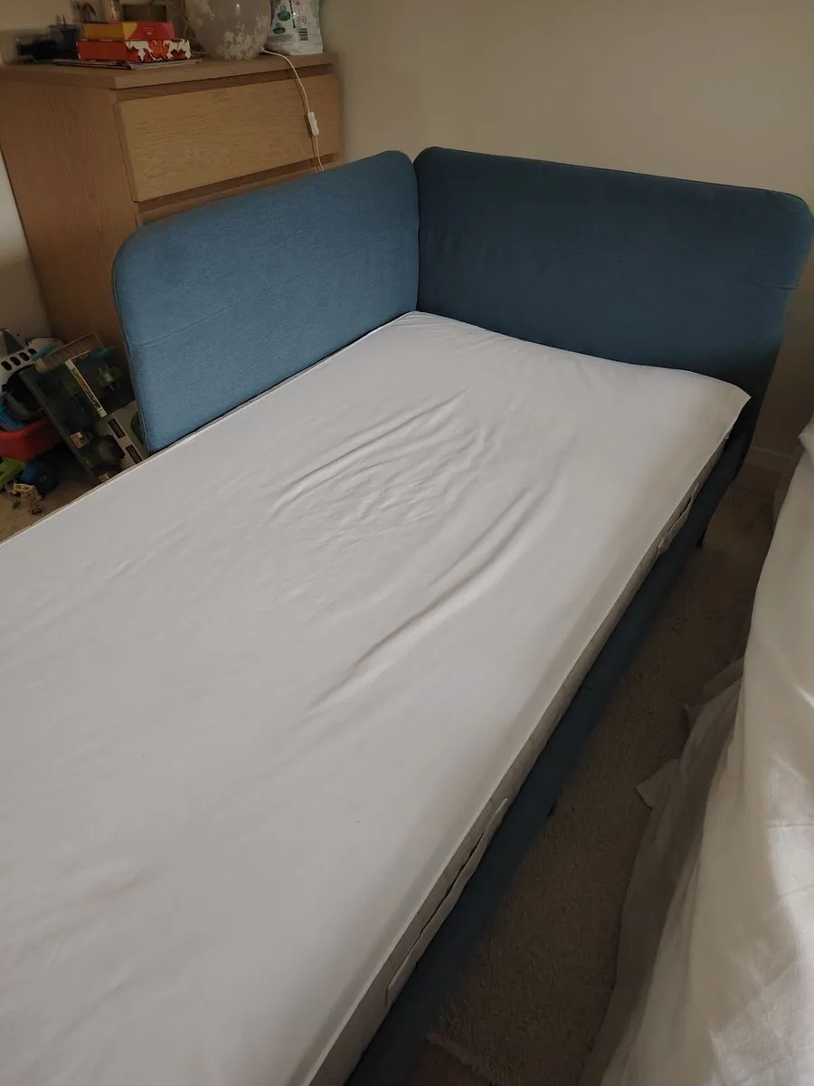 Single bed - Image 3