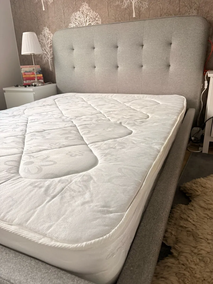 Double bed - Image 3