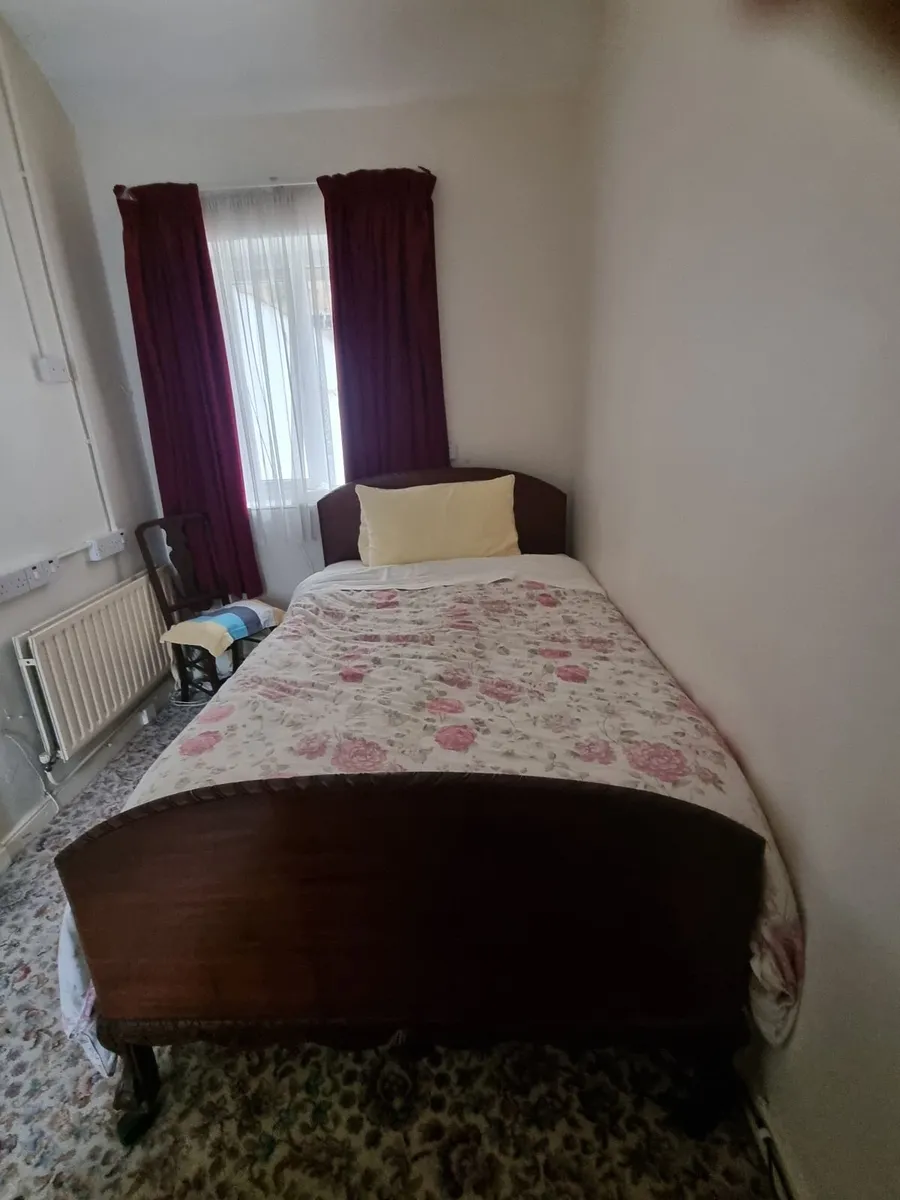 Bed - Image 2