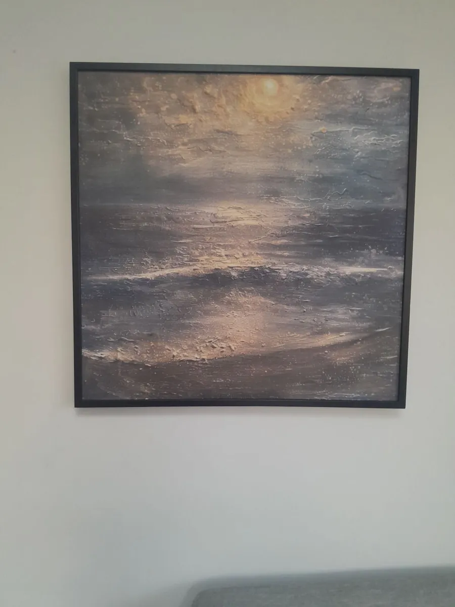 Canvas framed wall art - Image 3