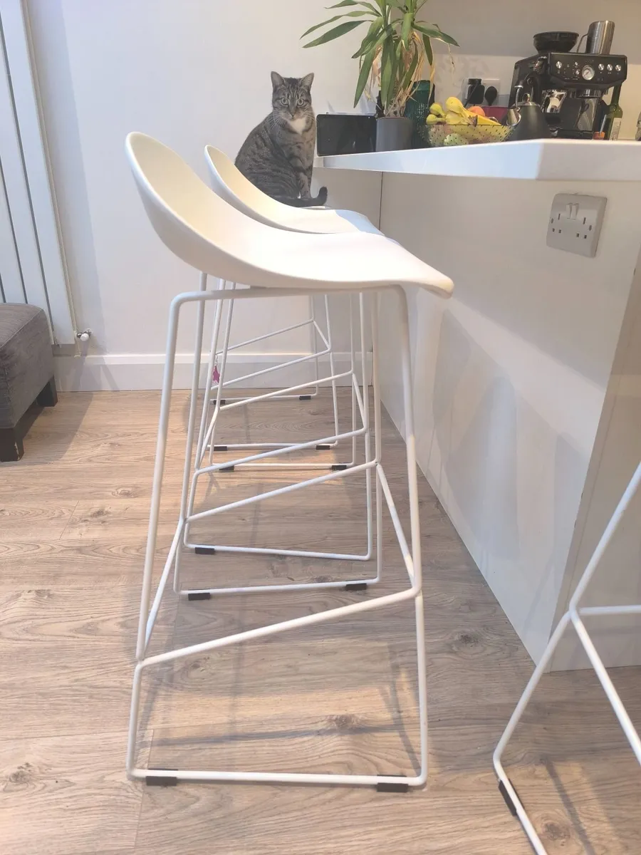 High stools/Breakfast bar stools - Image 1