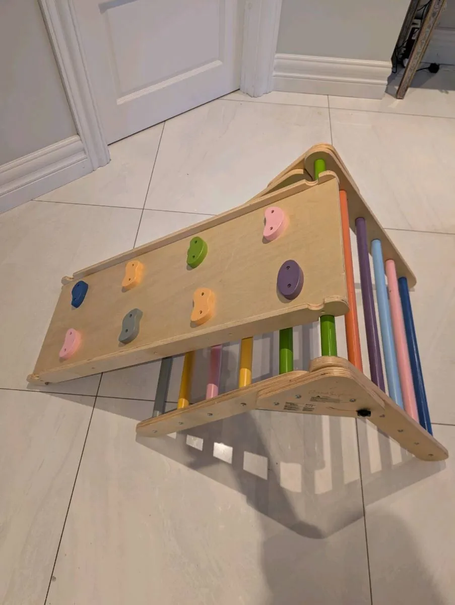 Indoor wooden climbing set - Image 2