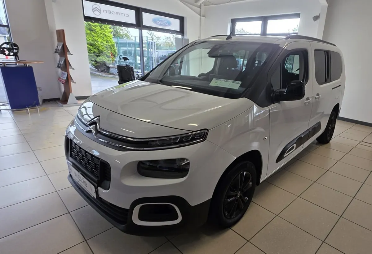 Wheelchair Taxi Citroen Berlingo 2024 - Image 1