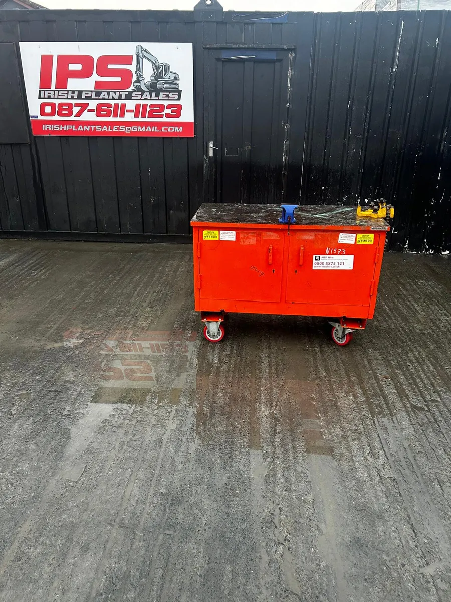 Armorgard Mobile TuffBench - Image 1