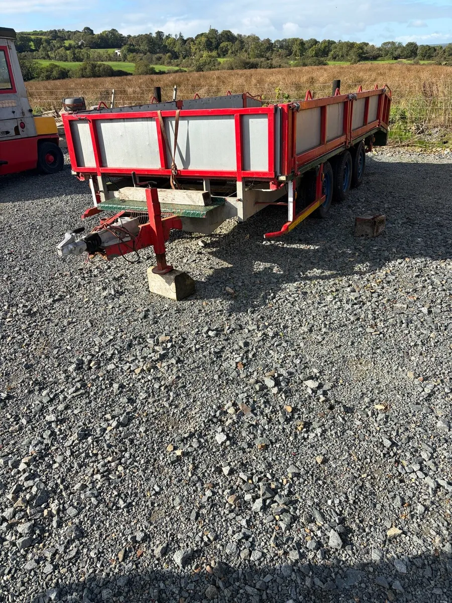 Very heavy duty 14by 6.6 beaver tail trailer - Image 1