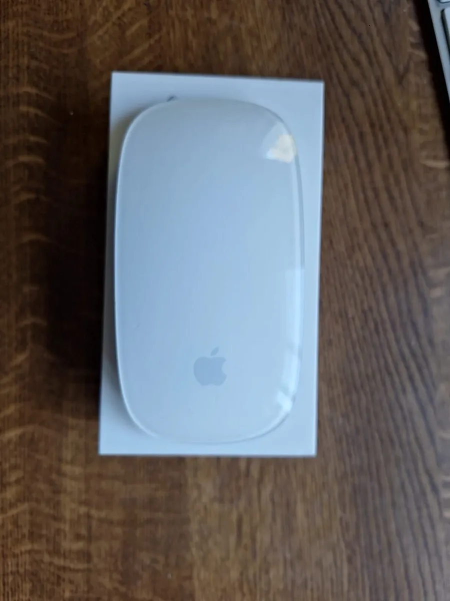 Apple Magic Keyboard and Apple Mouse - Image 2
