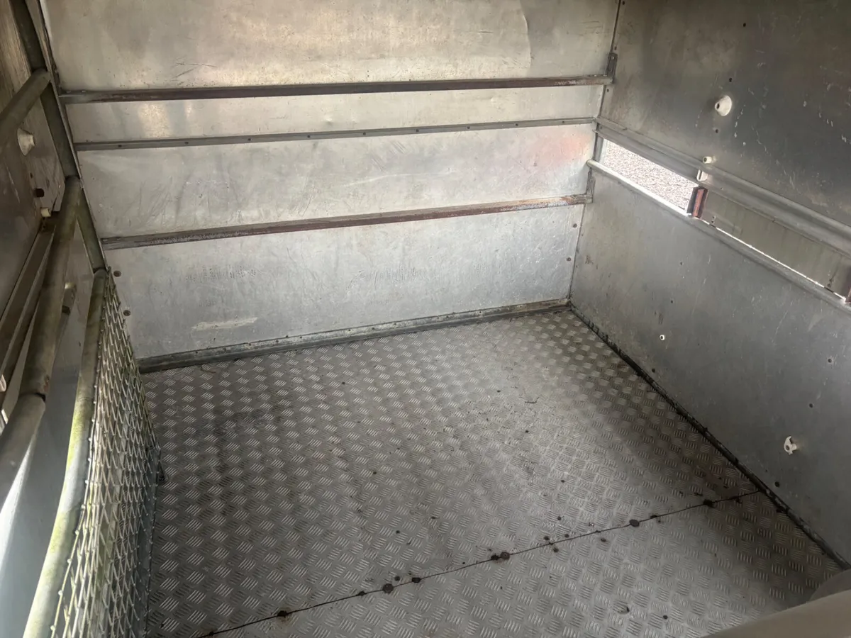 Ifor williams 12ft x 6ft 6” demountable trailer - Image 2