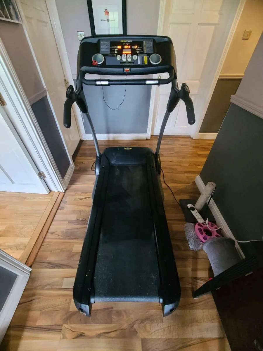 Treadmill - Image 2