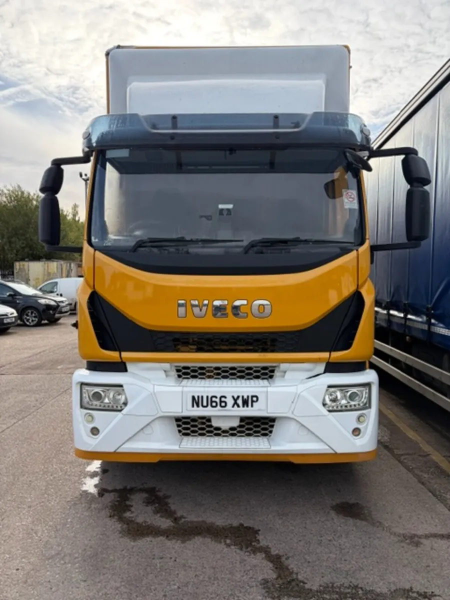 18 TON CURTAIN SIDER - Image 1