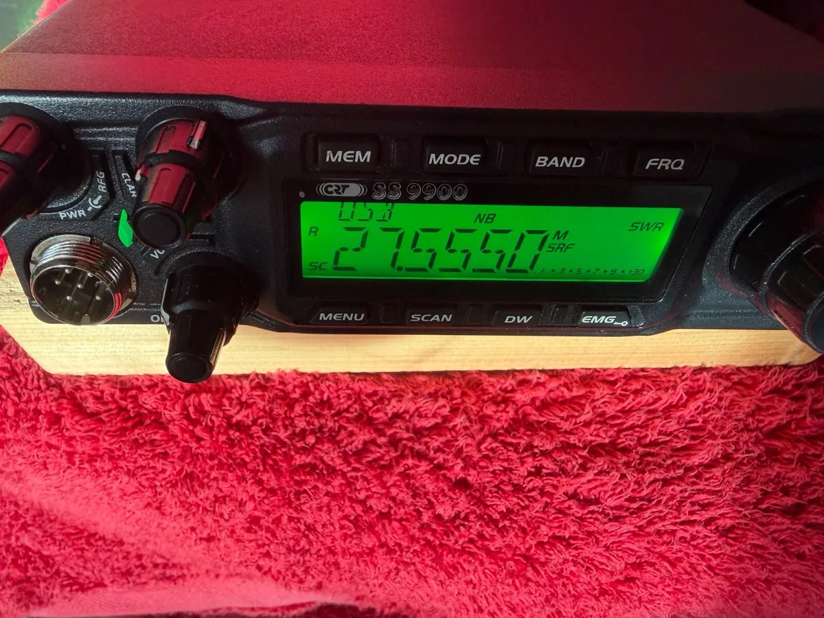 Cb radio crt 990 boxed clean condition - Image 2