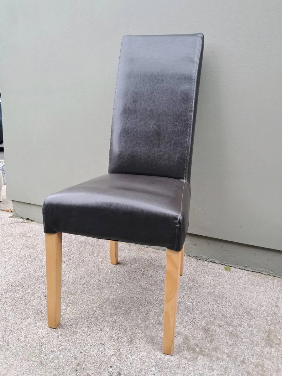 4 Kitchen Chairs - Image 1